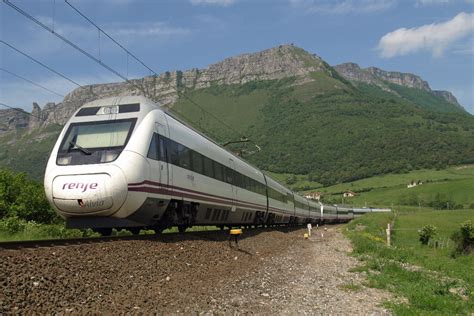 bilbao a palencia|Tren Bilbao Palencia desde 25,95 € 